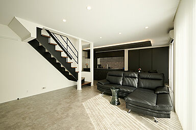 ALL・IN株式会社の施工事例「シンプルで効率的な家事動線の家」の画像4