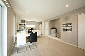 ALL・IN株式会社の施工事例「徹底して無駄をなくし、広々暮らす家」の画像3