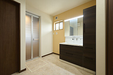 株式会社アンソホームの施工事例「防犯環境設計を施した家族が安全安心に暮らせる家」の画像8