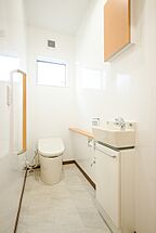 和風・和モダンスタイルのトイレ 株式会社アンソホームの事例画像