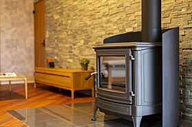 CASTLE HOMEの施工事例「薪ストーブと暮らす平屋の家」の画像4