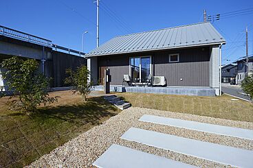 CASTLE HOMEの施工事例「開放感のあるリゾート風インテリアで心地よく暮らせる家」の画像