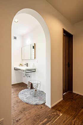 CASTLE HOMEの施工事例「在宅ワークがはかどる郊外暮らし。広々インナーテラスが室内外を緩やかに繋ぐ平屋の家」の画像8