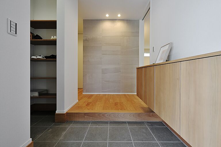 CASTLE HOMEの公式画像_玄関7