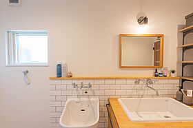 CASTLE HOMEの施工事例「輸入住宅風外観の家」の画像6