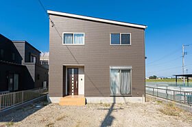 CASTLE HOMEの施工事例「シンプルモダンな片流れの屋根の家」のメイン画像