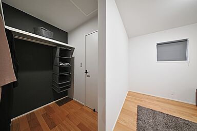 CASTLE HOMEの施工事例「勾配天井と家事動線にこだわった暮らしやすい平屋」の画像7