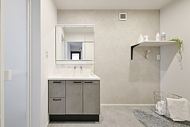 CASTLE HOMEの施工事例「勾配天井と家事動線にこだわった暮らしやすい平屋」の画像9