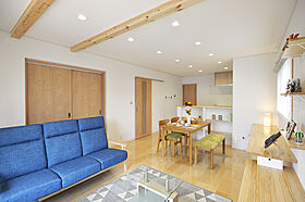 マコトホーム彦根店の施工事例「自然体で暮らす家」の画像1