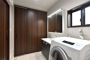 マコトホーム彦根店の施工事例「大切な家族と共に暮らすゆとりの住まい」の画像7