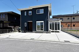 マコトホーム彦根店の施工事例「光あふれるサンルームが自慢のすまい」の画像