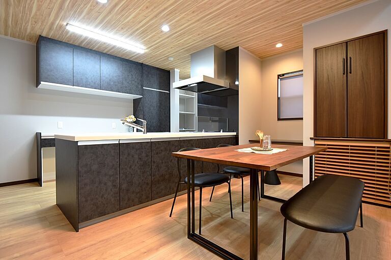 マコトホーム彦根店の公式画像_キッチン3