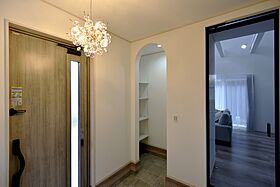 マコトホーム彦根店の施工事例「洗練されたグレーでカラーコーディネートした、居心地の良い住まい」の画像9