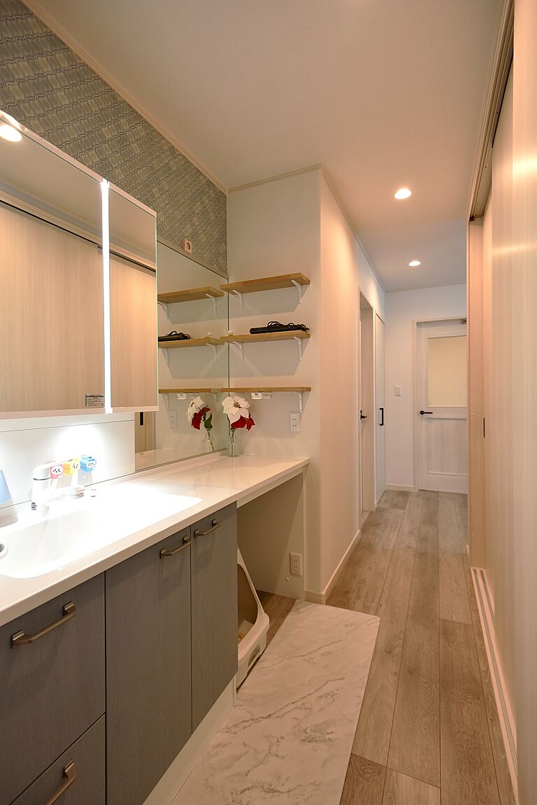 マコトホーム彦根店の公式画像_洗面8