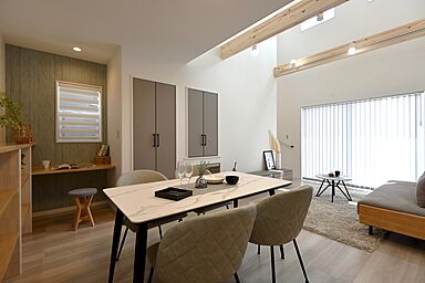 マコトホーム彦根店の施工事例「高気密・高断熱+ 床下エアコン搭載!真夏でも涼しく、 冬は暖かく過ごせる家」の画像2