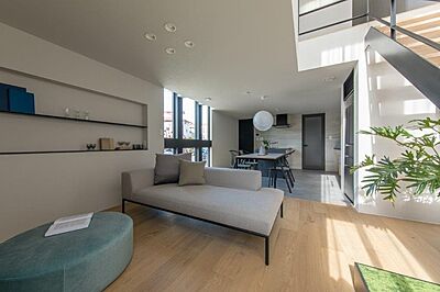 シンプルモダンスタイルのリビング D-works株式会社の事例画像