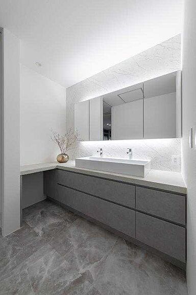 D-works株式会社の施工事例「真っ白で統一された海外リゾートの様な平屋」の画像4