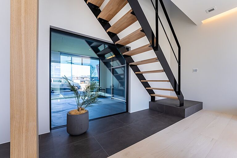 D-works株式会社の公式画像_リビング10