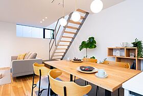 D-works株式会社の施工事例「狭さを感じさせない、中庭と自然光を取り入れた家」の画像2