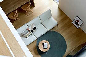 D-works株式会社の施工事例「日常に、やさしい非日常を。光と木が整える、上品なジャパンディの住まい」の画像1