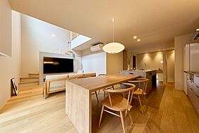 D-works株式会社の施工事例「日常に、やさしい非日常を。光と木が整える、上品なジャパンディの住まい」の画像3