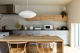 D-works株式会社の施工事例「日常に、やさしい非日常を。光と木が整える、上品なジャパンディの住まい」の画像4