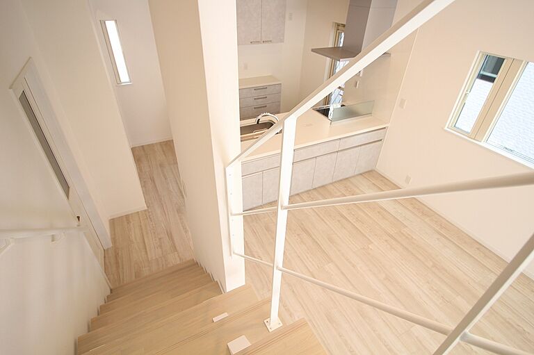 イズミ不動産株式会社の公式画像_リビング4