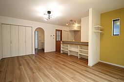 イズミ不動産株式会社の施工事例「守山市古高町 N様邸 洗面中心に快適動線!」の画像