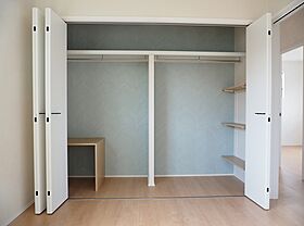 イズミ不動産株式会社の施工事例「守山市古高町 H様邸 勾配天井で快適空間!ランドリールームにこだわったマイホーム」の画像10