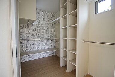 イズミ不動産株式会社の施工事例「近江八幡市 U様邸 多彩なクロスでオンリーワンの住まいを」の画像9