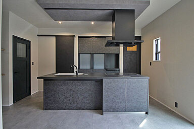 イズミ不動産株式会社の施工事例「野洲市北比江 K様邸 ゆとりの平屋にプラスアルファの小屋裏空間を」の画像