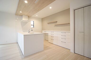 イズミ不動産株式会社の施工事例「栗東市下鈎 F様邸 30坪でも広さを感じられる間取り」の画像1