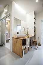 カフェスタイルの洗面所 グランハウス一級建築士事務所の事例画像