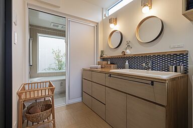 グランハウス一級建築士事務所の施工事例「チークの羽目板の家」の画像5