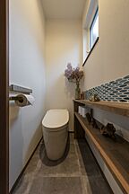 和風・和モダンスタイルのトイレ グランハウス一級建築士事務所の事例画像