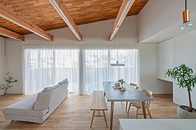 グランハウス一級建築士事務所の施工事例「グレージュとクルミの平屋」の画像3