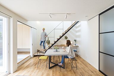 グランハウス一級建築士事務所の施工事例「三角屋根のシンプルかわいい家」の画像10