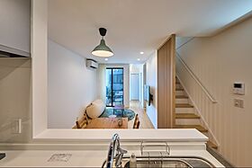 株式会社清栄コーポレーションの施工事例「二間間口でも余裕の住み心地。シンプルモダンな防音スタジオのある家 京都府京都市」の画像3