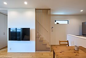 株式会社清栄コーポレーションの施工事例「二間間口でも余裕の住み心地。シンプルモダンな防音スタジオのある家 京都府京都市」の画像5