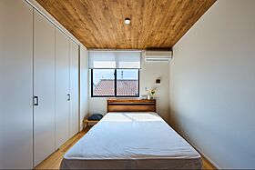 株式会社清栄コーポレーションの施工事例「二間間口でも余裕の住み心地。シンプルモダンな防音スタジオのある家 京都府京都市」の画像6