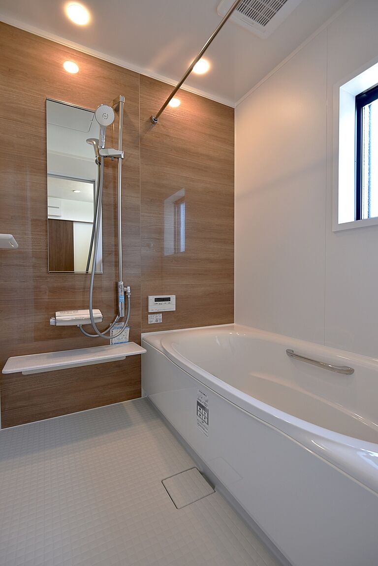 奥村開発グループ 奥村建設株式会社の公式画像_風呂9