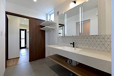 奥村開発グループ 奥村建設株式会社の施工事例「湖南市柑子袋 A様邸」の画像6