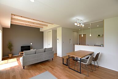 奥村開発グループ 奥村建設株式会社の施工事例「滋賀県湖南市針5号地モデルハウス」の画像1