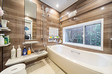 株式会社エドケンハウスの施工事例「木の温もりがあたたかな雰囲気を演出する家」の画像7