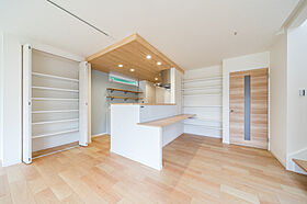 株式会社エドケンハウスの施工事例「家族が自然と集まるキッチンが主役の家」の画像3