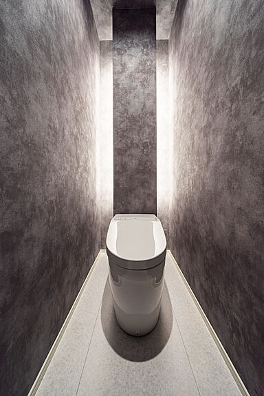 株式会社エドケンハウスの施工事例「ダイナミックな勾配天井広がる2階リビングの家」の画像6