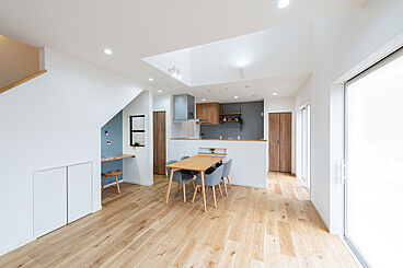 株式会社ヨネダの施工事例「家事楽動線+パッシブデザイン住宅」の画像