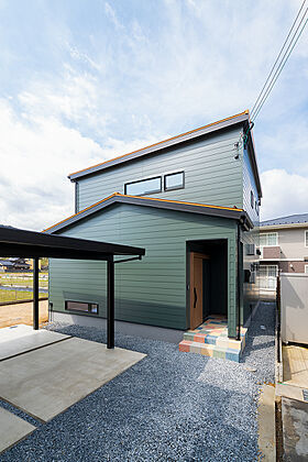 株式会社ヨネダの施工事例「Yellowが彩るお洒落なお家」の画像1