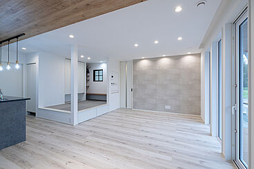 株式会社ヨネダの施工事例「カバードポーチが魅力のお洒落なお家」の画像