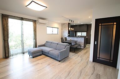 カムカムホームの施工事例「「2階バスルーム★6層の家」ラ・クーヤBOSS-RevolutionL.A.」の画像4